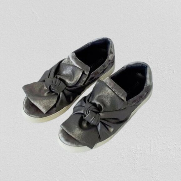 Ronsports grey velvet-like pull on sneakers w/ bow detail, lightly preworn -11 - Picture 4 of 6